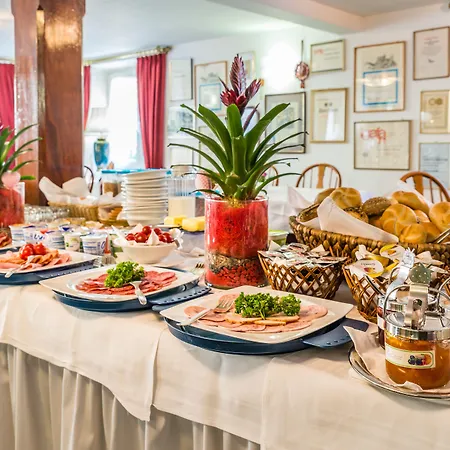 Goldener Sternen Hotel 2*