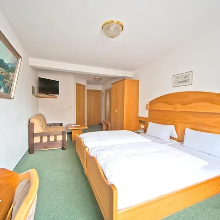 Goldener Sternen Hotel 2*