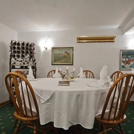 Goldener Sternen Hotel 2*