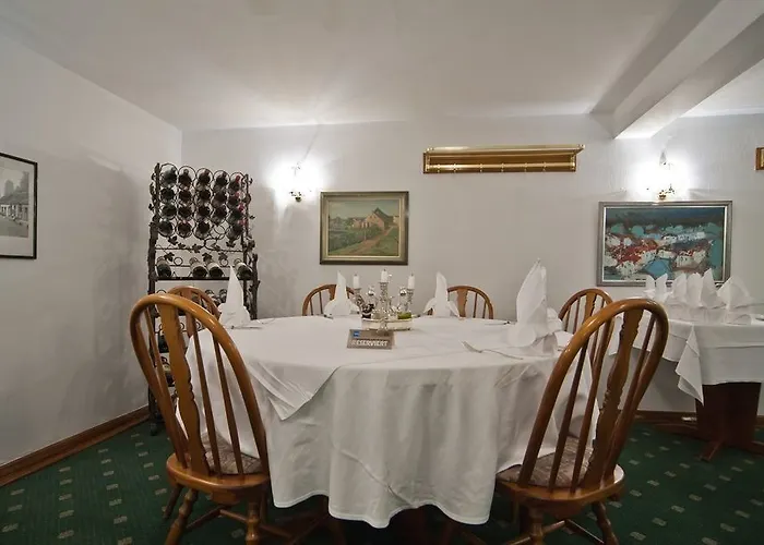 Goldener Sternen Szálloda 2*