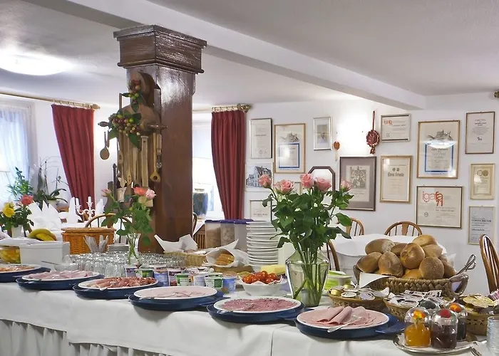 Szálloda Goldener Sternen